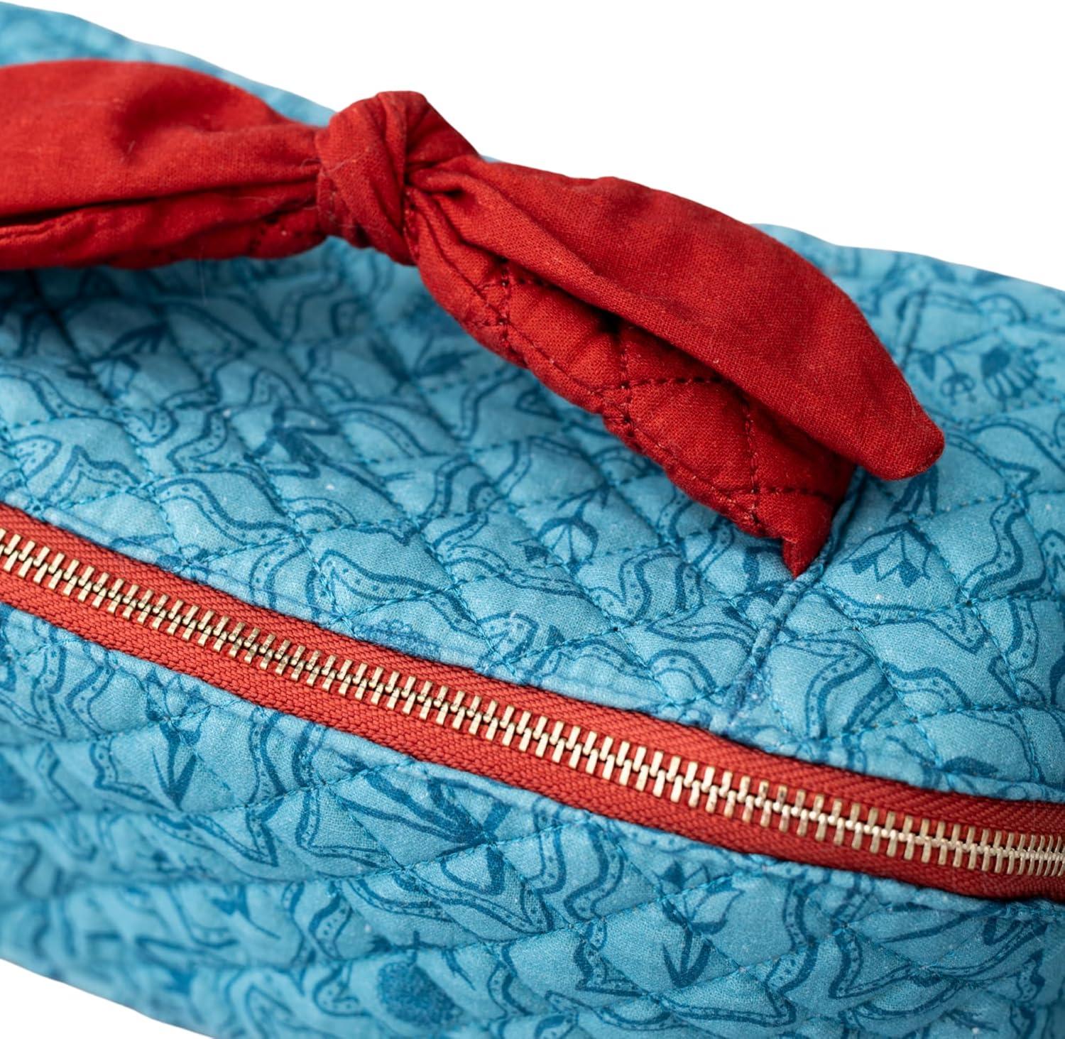 imagebando Getaway Quilted Toiletry Bag with Bow Handle and Satin Interior Flowers and Bows